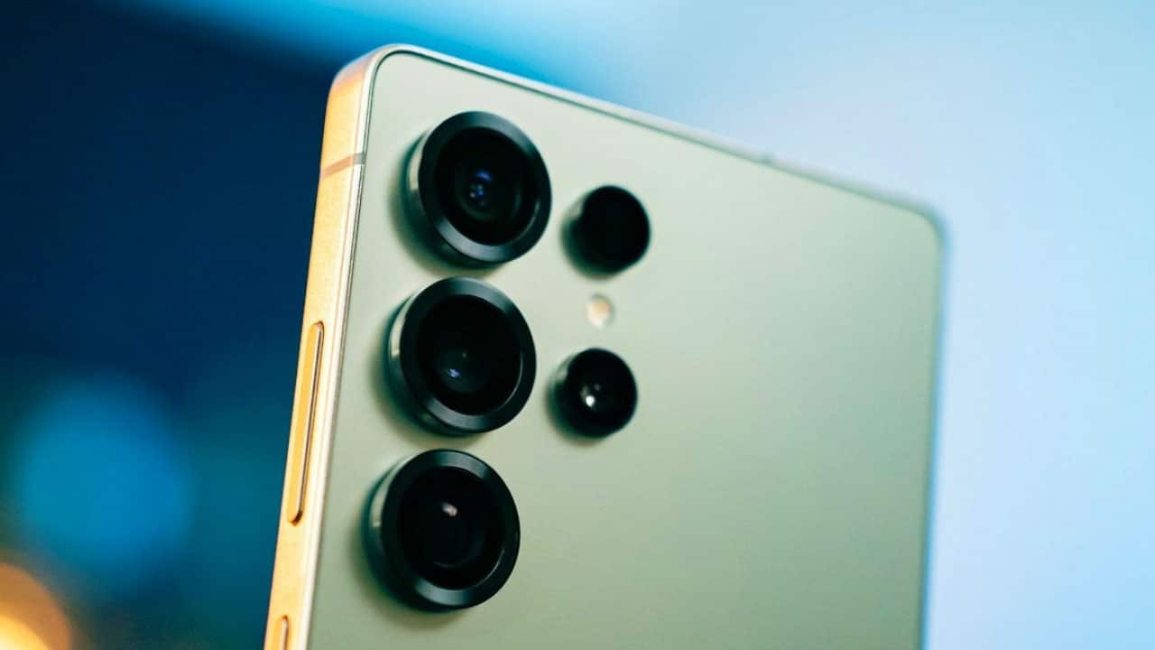 Samsung-Apple дијаградма конфликт: дали промена на дијафрагмата доаѓа за iPhone 18?