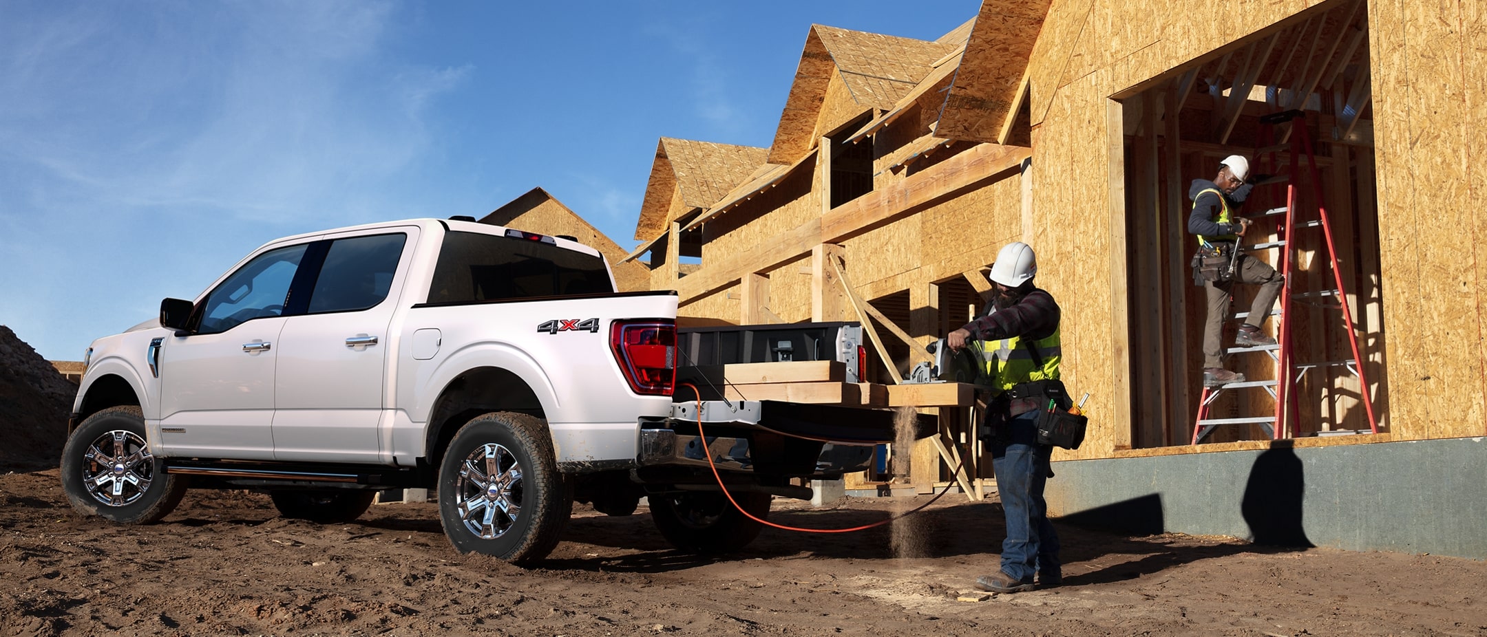 Tesla-инспирација: Ford F-150 2021 ги открива интернетските ажурирања и нови можности