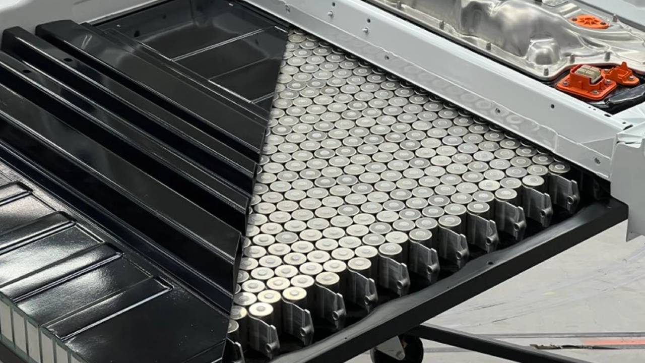 Во 2022 година, промените во автомобилската индустрија беа очигледни уште од самиот старт