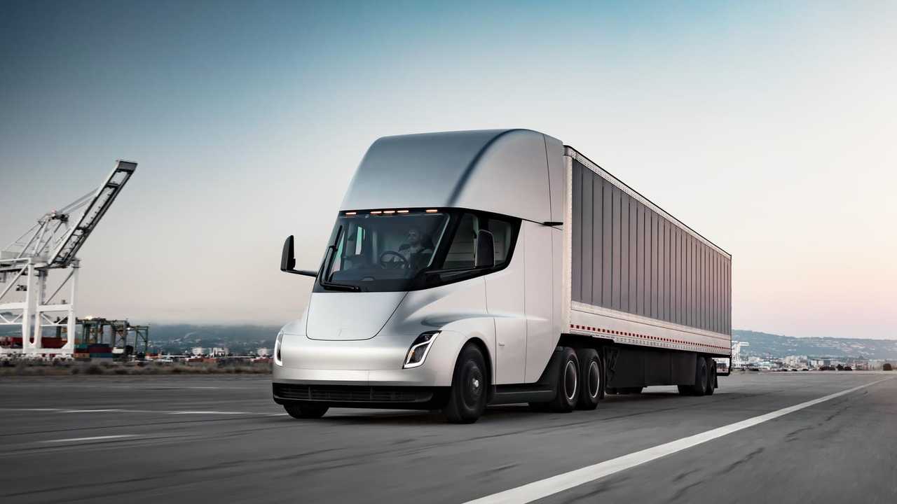 Tesla Nevada: Најава за нова фабрика и идниот развој на Semi батеријата
