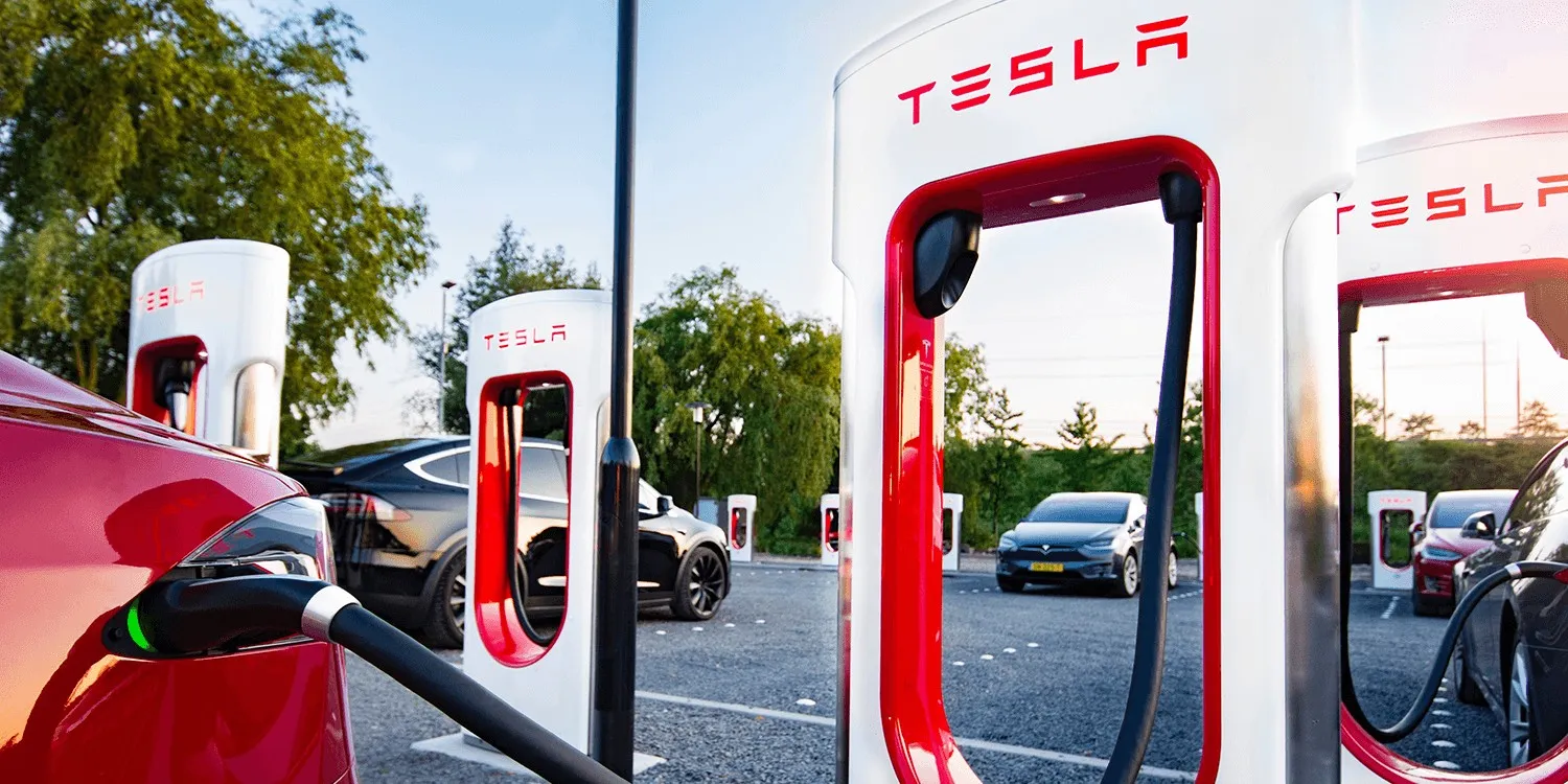 Tesla Supercharger: Пристап до полнење за сите електрични автомобили