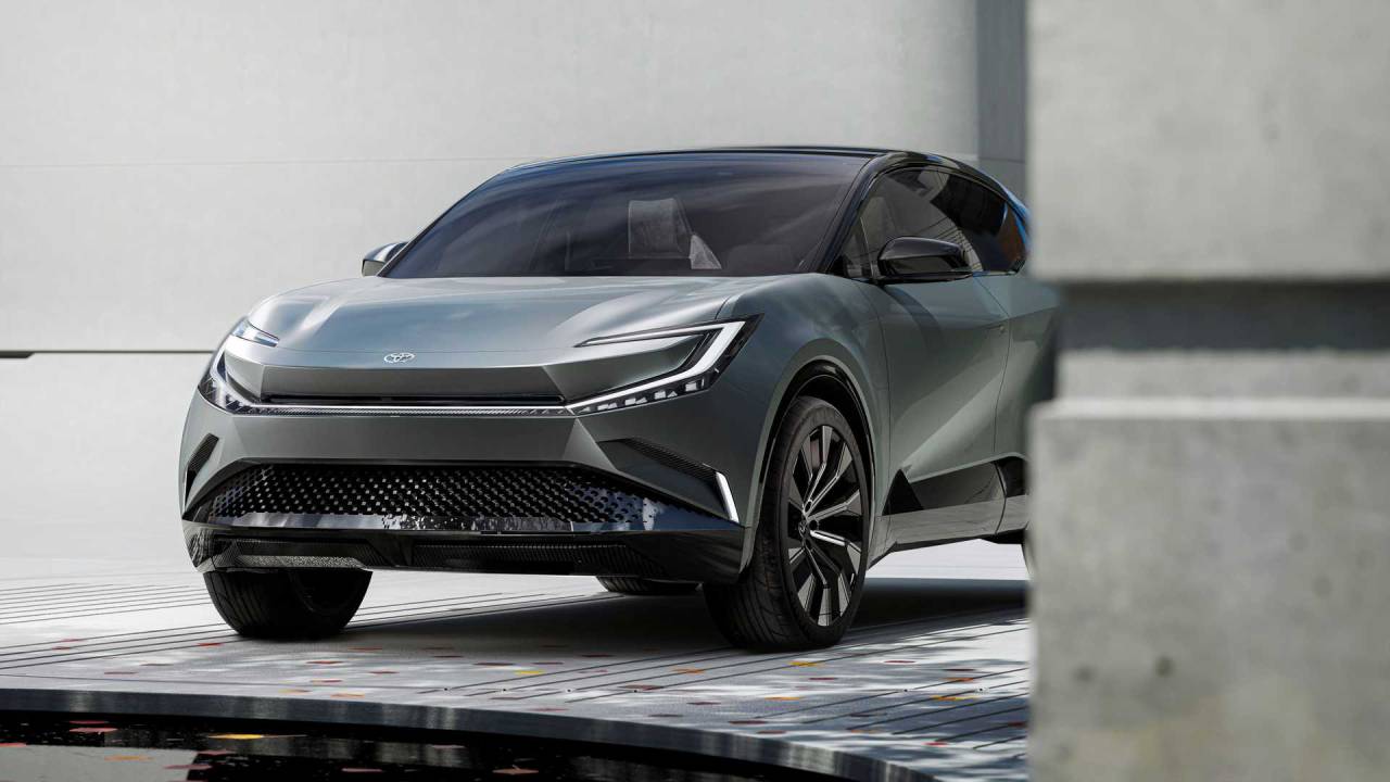 Нов деталјен преглед на Toyota bZ Concept: дизајн, размери и функционалности