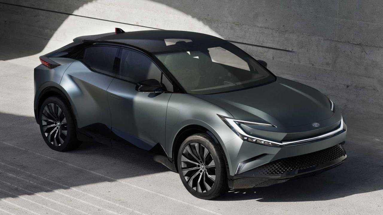 Нов деталјен преглед на Toyota bZ Concept: дизајн, размери и функционалности