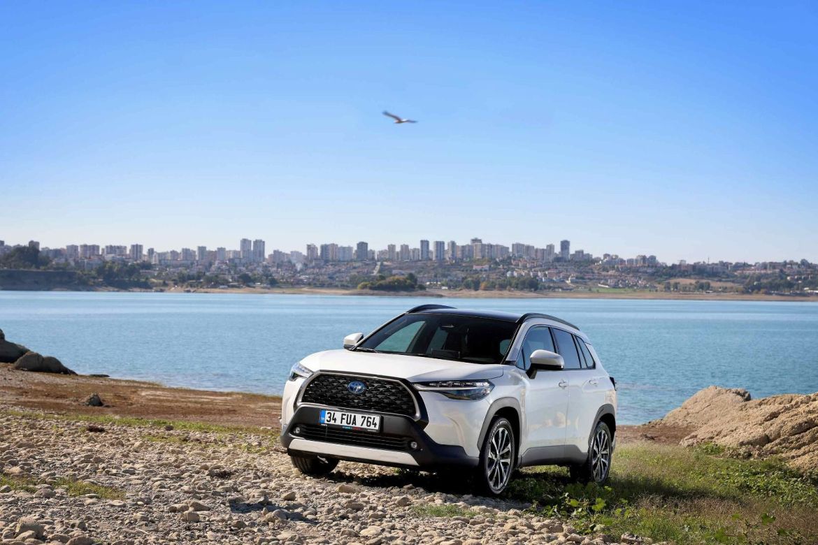 Toyota Corolla Cross Hybrid: Првпат во светот 5. генерација хибридна технологија и нови стандарди за безбедност