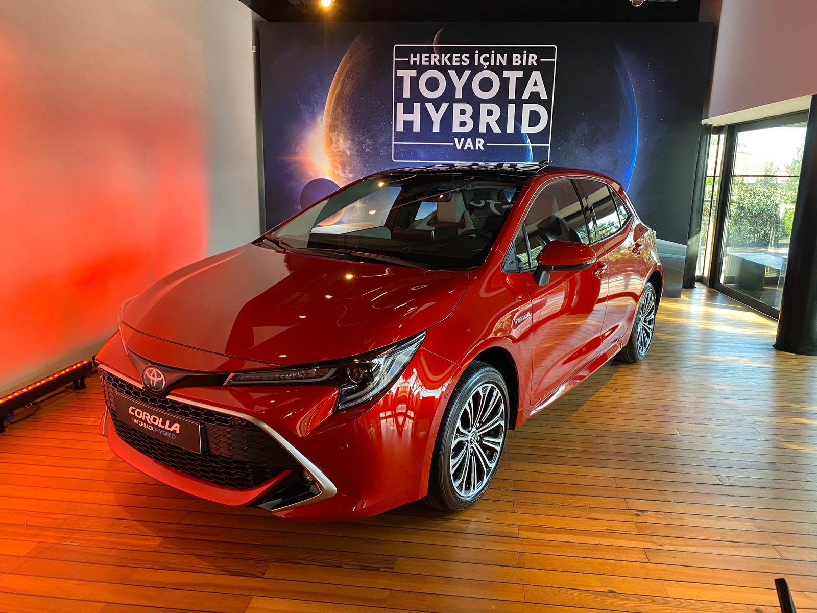 Toyota Corolla Hatchback 2020: Цена и верзии во Турција – бензински и хибридни модели