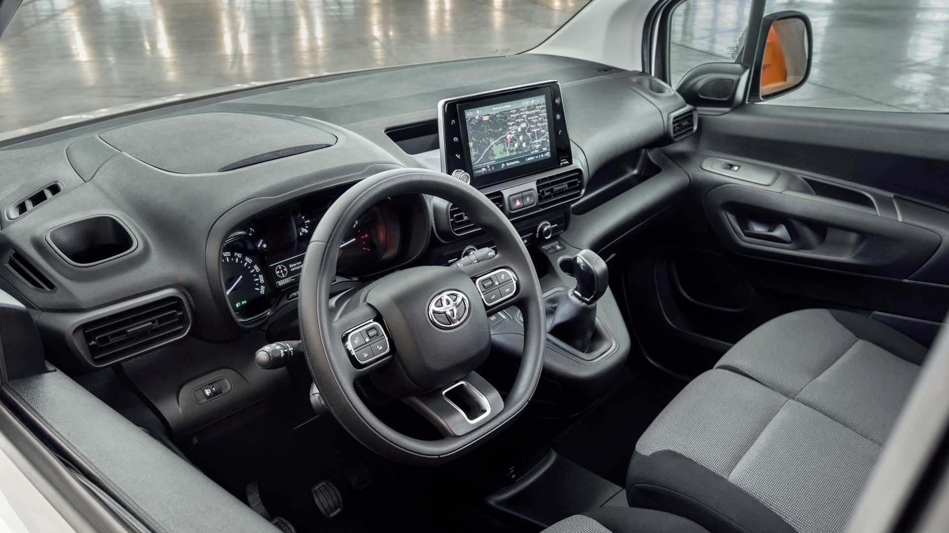 Toyota Proace City во Турција: Комерцијално возило за динамичен животен стиль и економични понуди