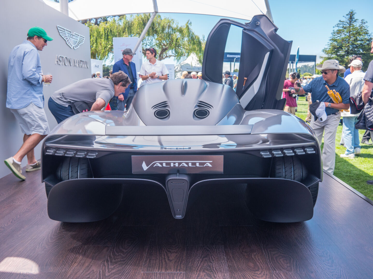 Valhalla: Новиот Aston Martin во светлото на технологијата и луксузот