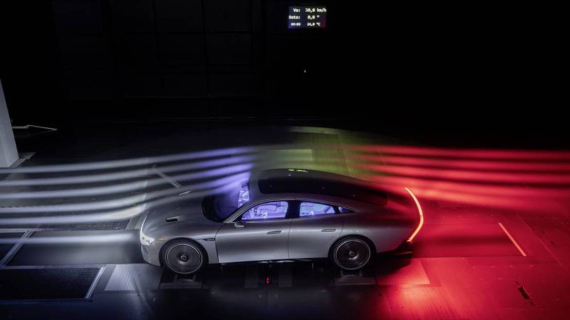 Vision EQXX: Мерцедесовиот концепт кој ги истражува границите на електричниот опсег и сончевата енергија