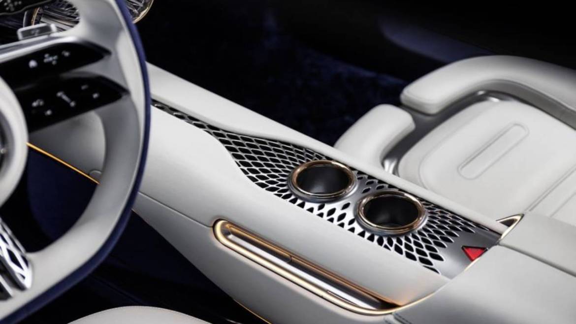 Vision EQXX: Мерцедесовиот концепт кој ги истражува границите на електричниот опсег и сончевата енергија