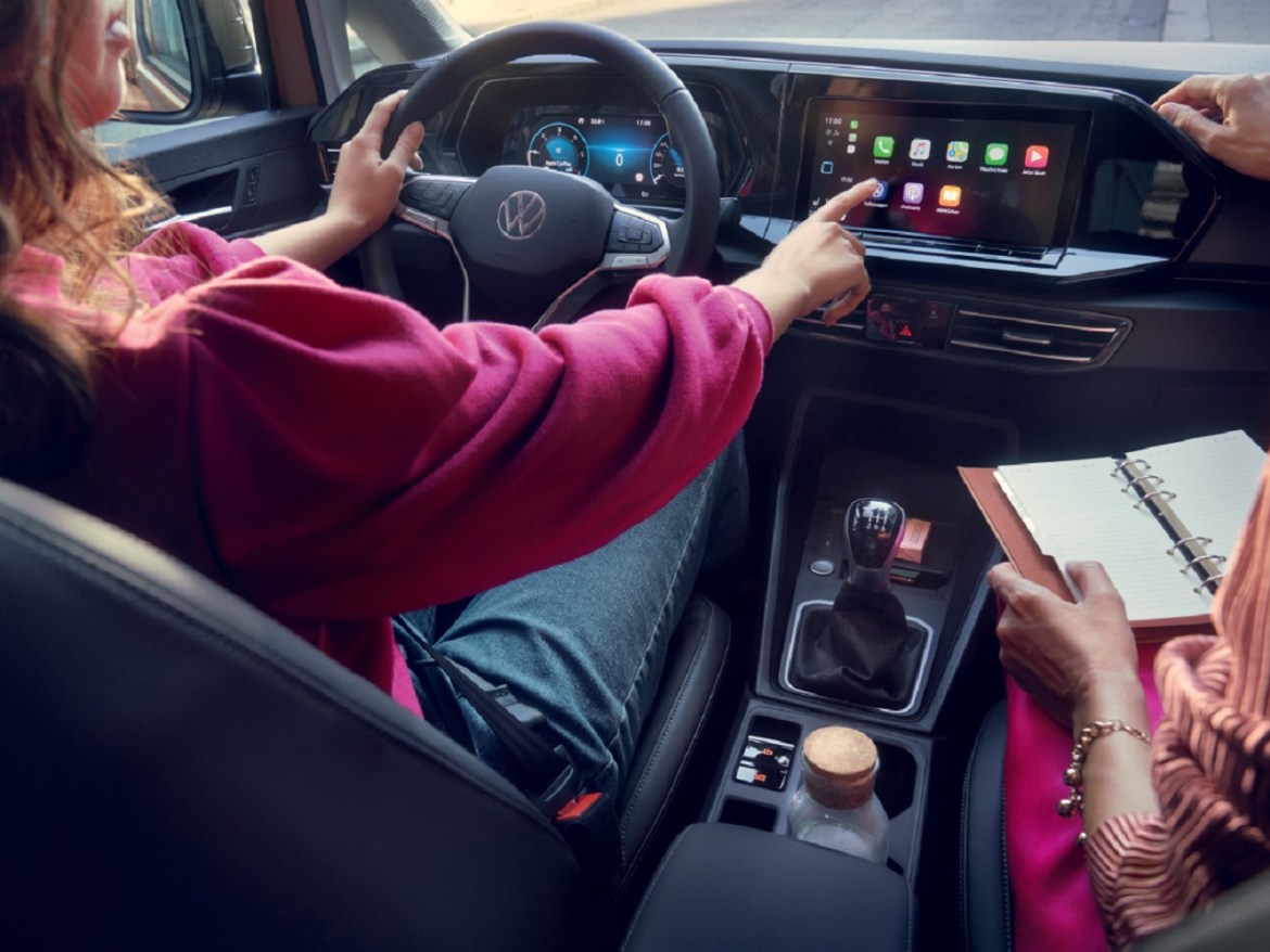 Цени и опрема наVolkswagen Caddy во нашата земја: како цените се менуваат во возбудливата пазарна реалност