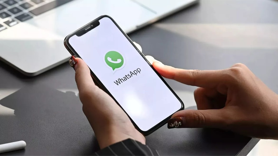 Како да ги прочитате пораките во WhatsApp без да се вклучите онлайн статус