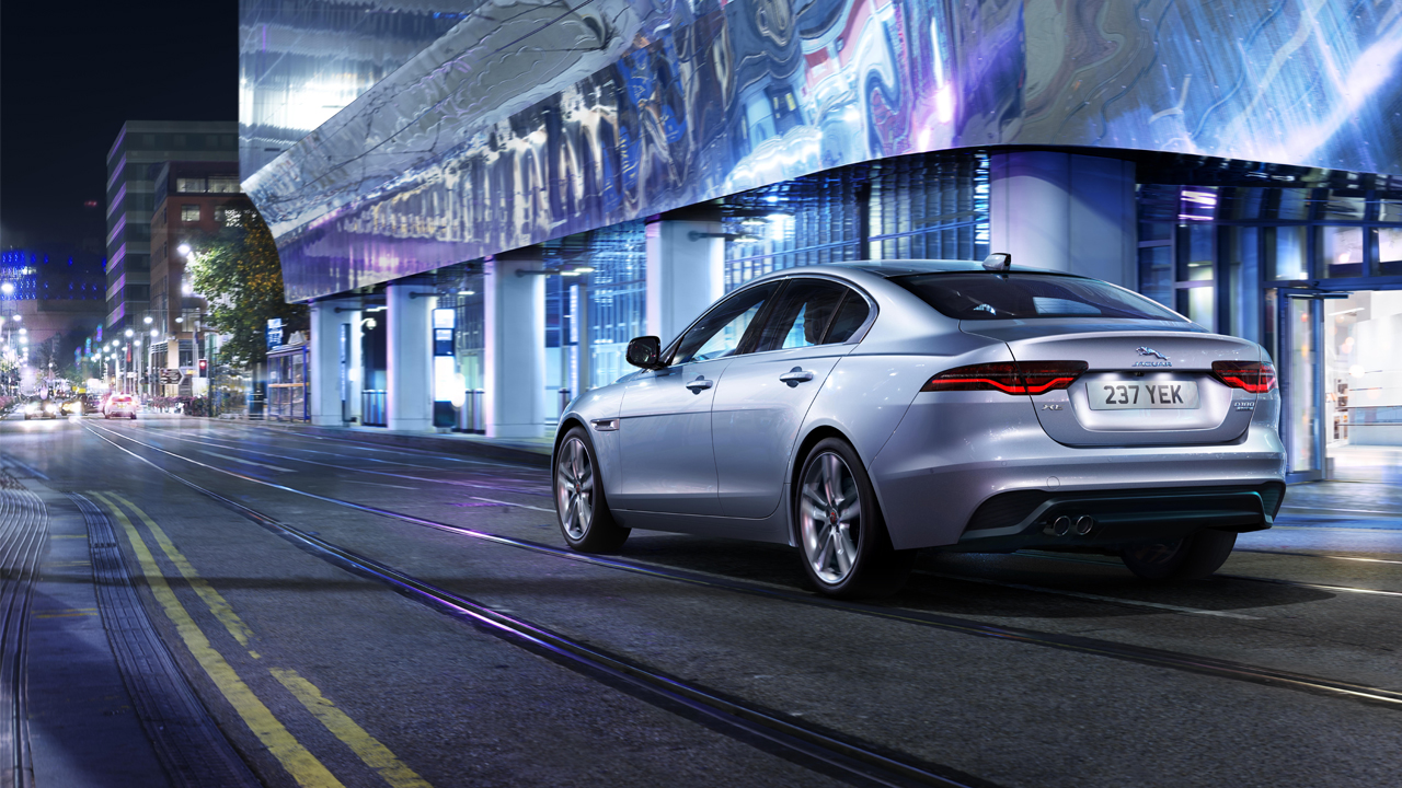 Јагуар XE: Нова семејна моќ во Турција со обновениот модел