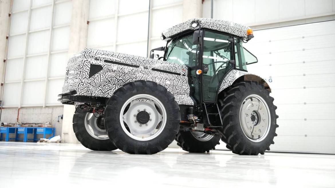 Zy Technology: Електричен трактор за серијска продукција и нови модели