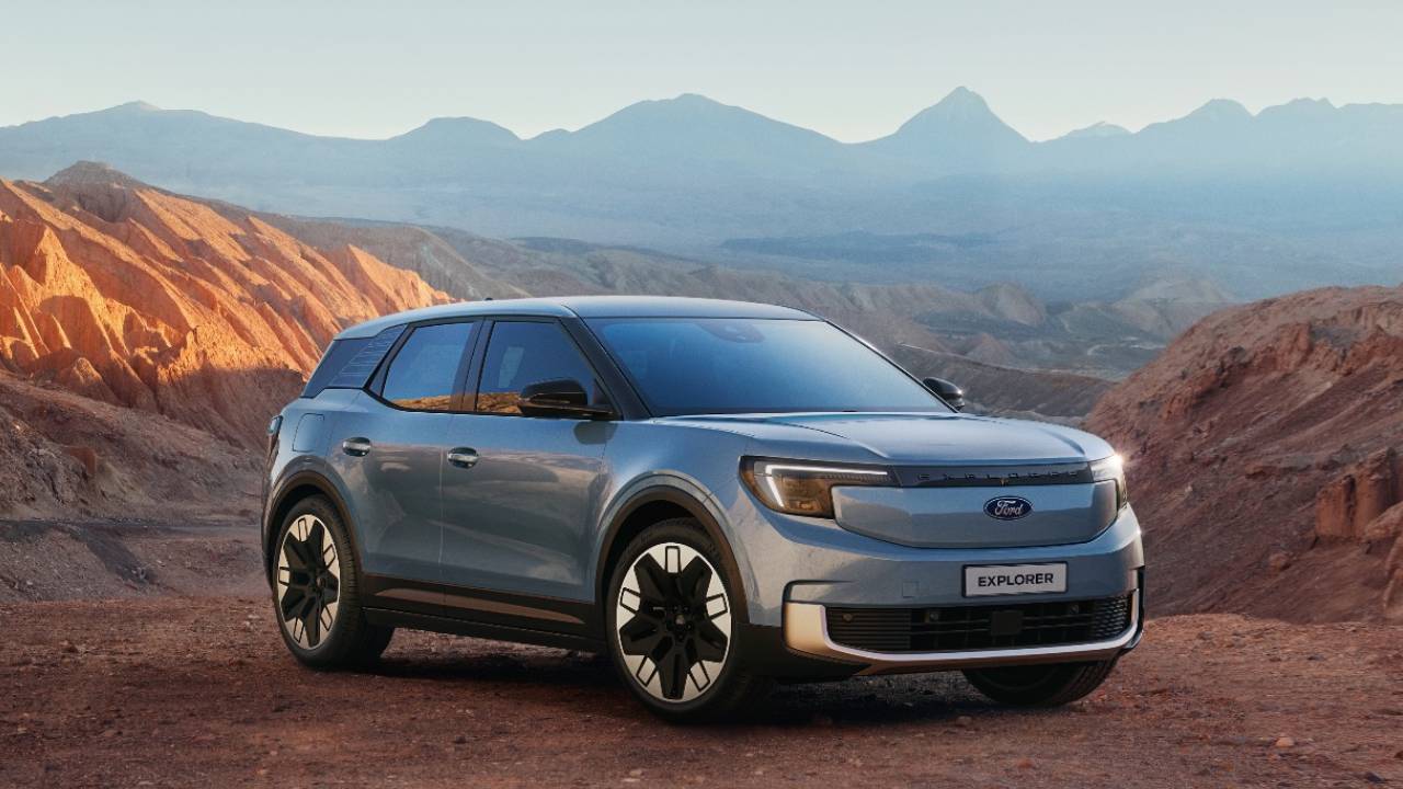 Фордовиот патент за батерија на кровната кутија: Нови опции за полнење во електричните возила