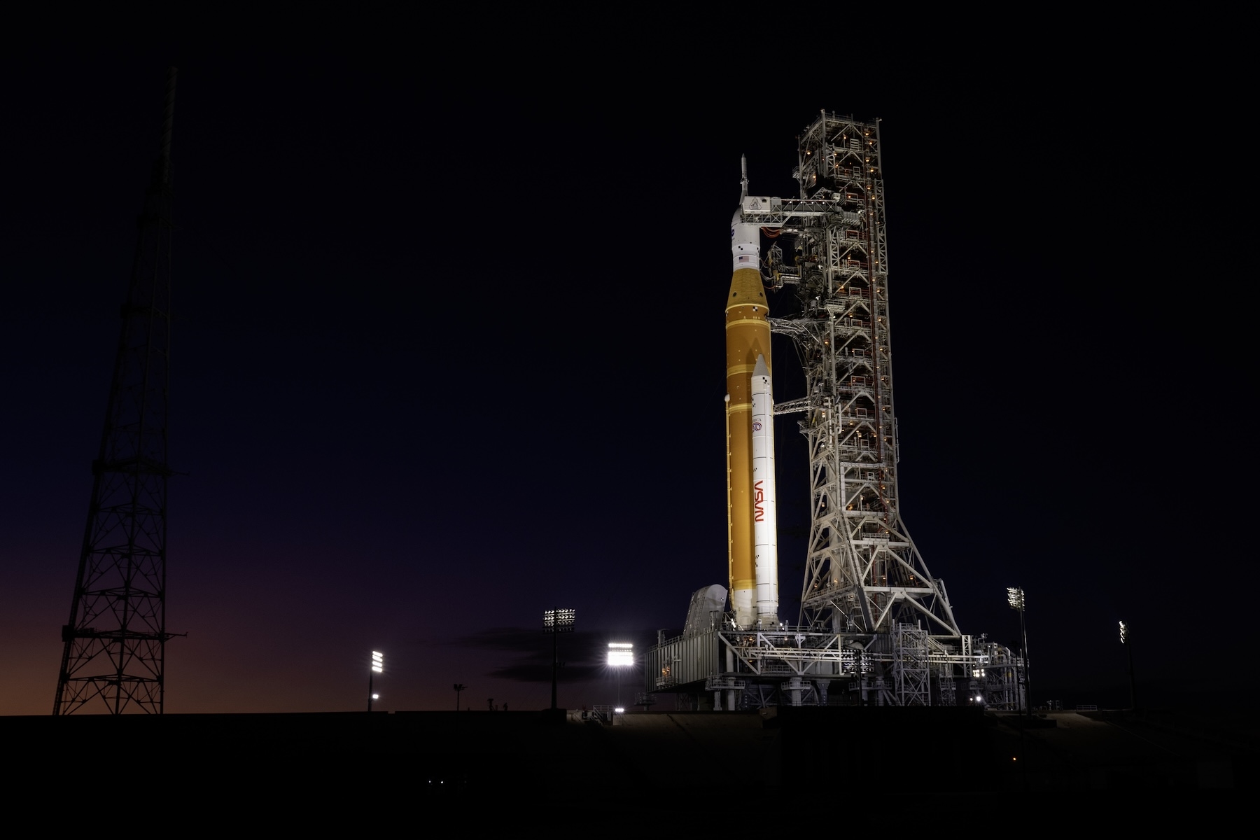 План за лансирање на Артемида 2 ревидиран: цурења и тешка подготовка