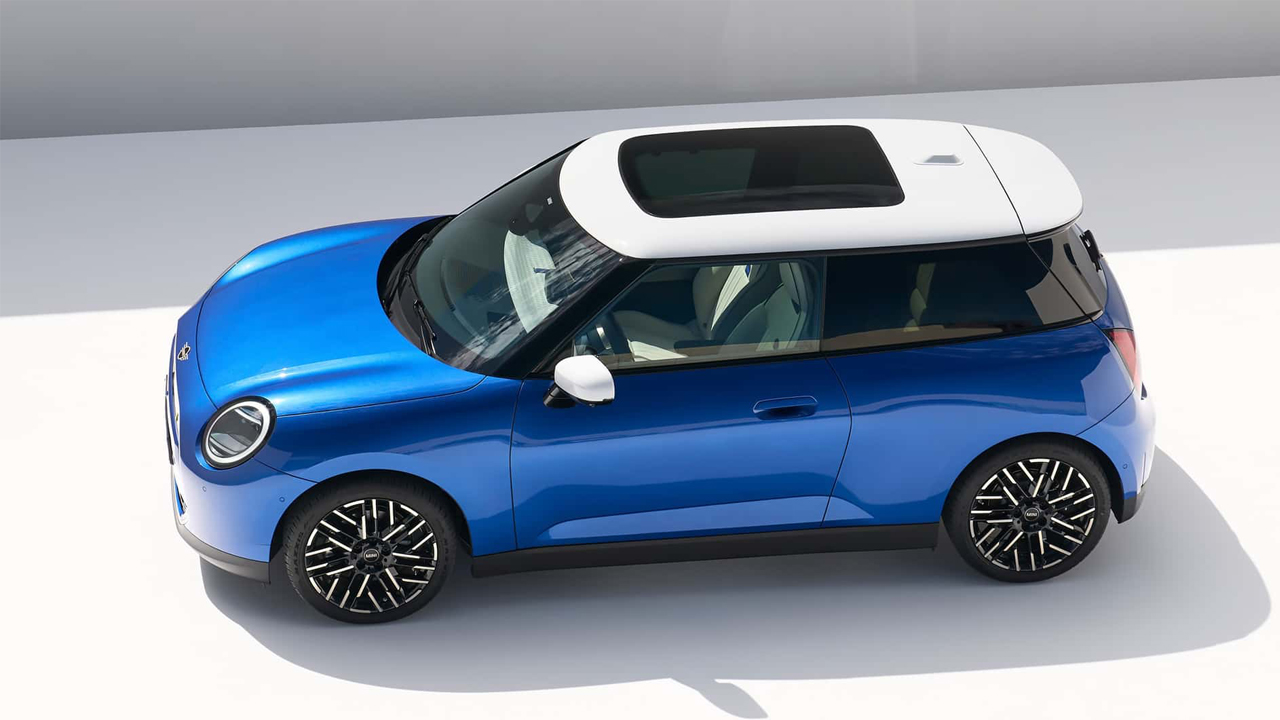 Mini Cooper EV: 402 km Меѓуопсег и Два избори за мотор за 0-100 km/h брзина