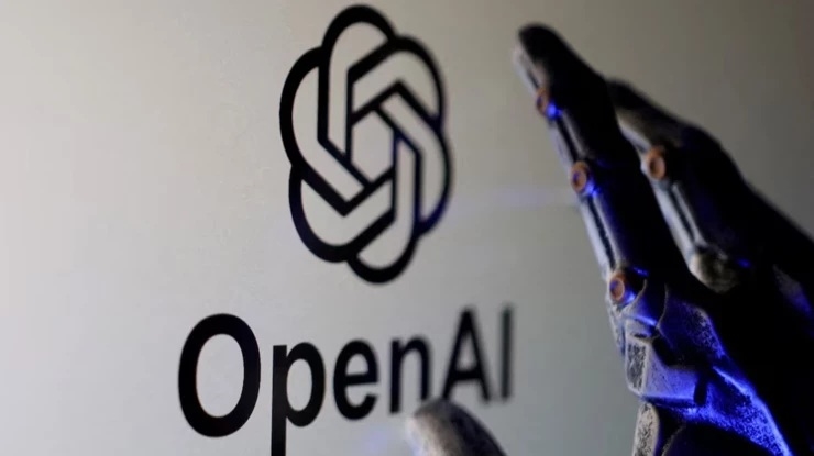 Dime: Првите носени AI уреди на OpenAI и стратешка трансформација