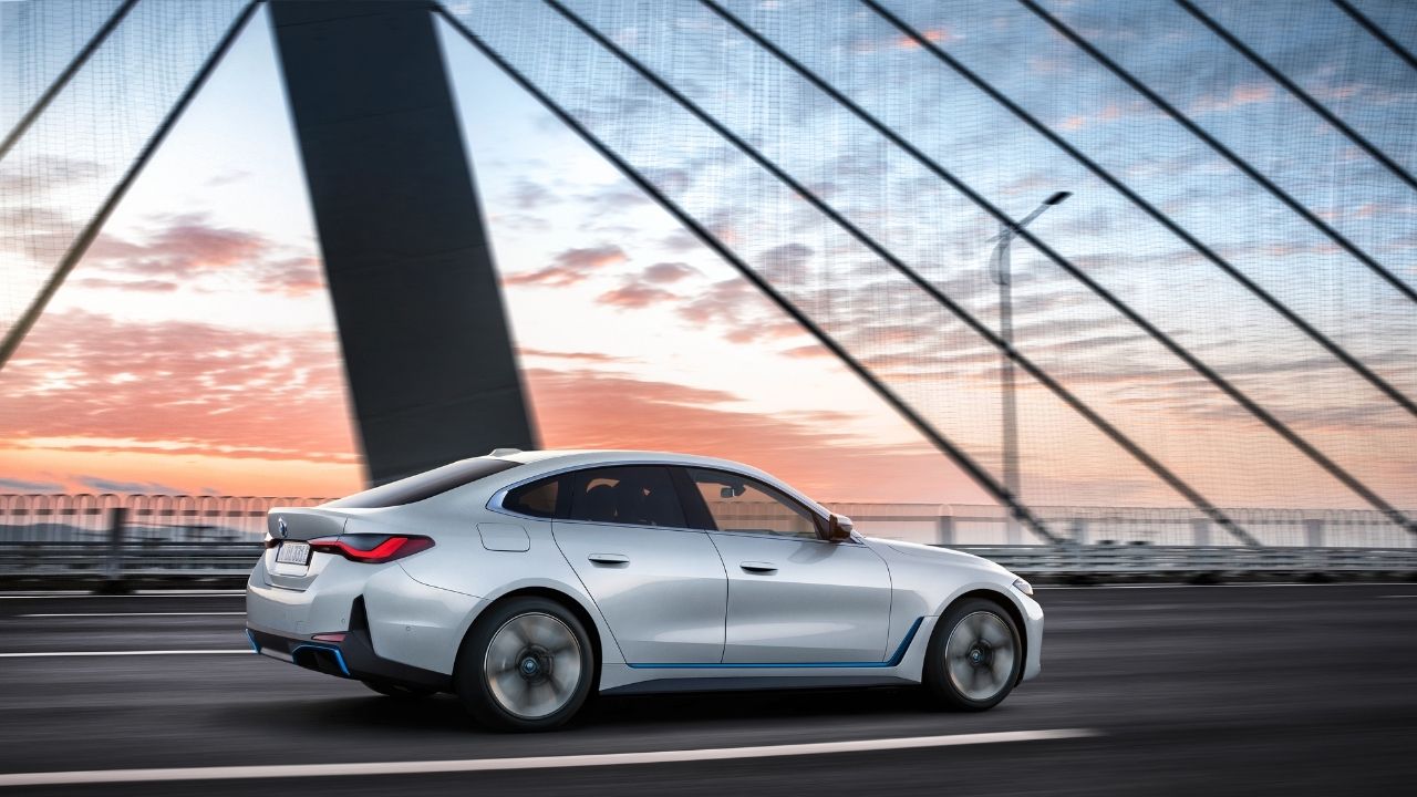 Стратегијата за електрична мобилност на BMW: новиот i4 xDrive 40, i7 eDrive 50 и моделната гама што се проширува со 750e xDrive