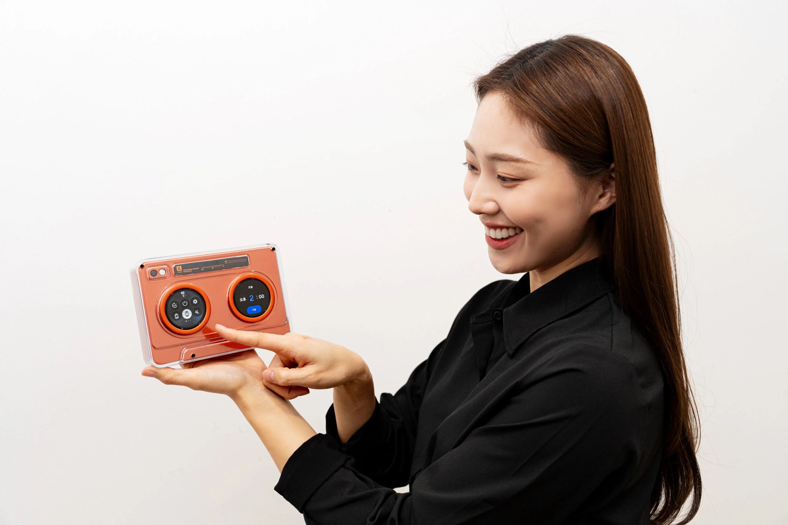 Концептот за OLED фокусирана иднина на Samsung Display на CES 2026: Роботи, звучници и вертикални иновации