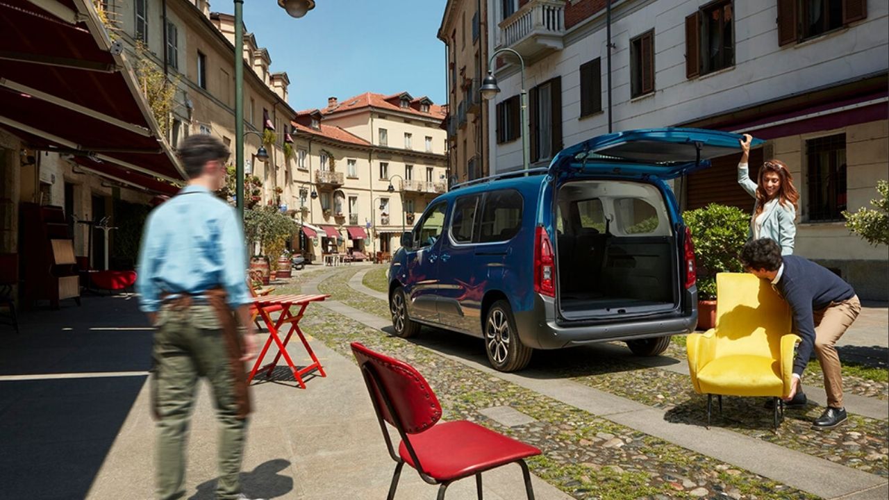 Fiat Doblo Турција Нови Карактеристики и Ценовна Листа Детално Испитани