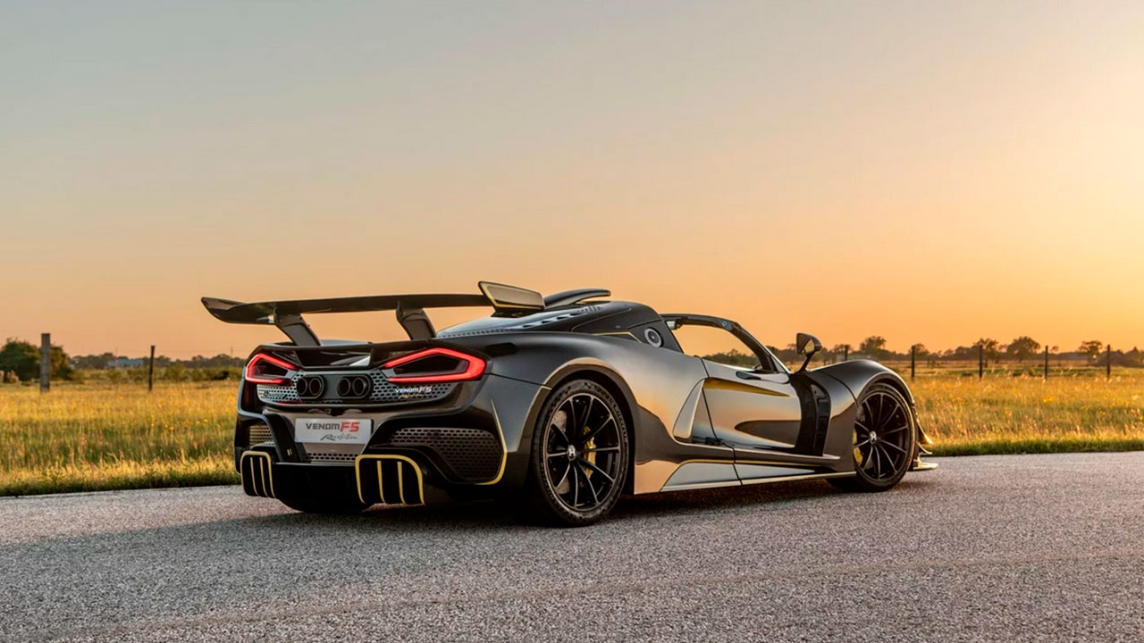 Hennessey Venom F5 Revolution Roadster: Отворен воздух, Високи перформанси