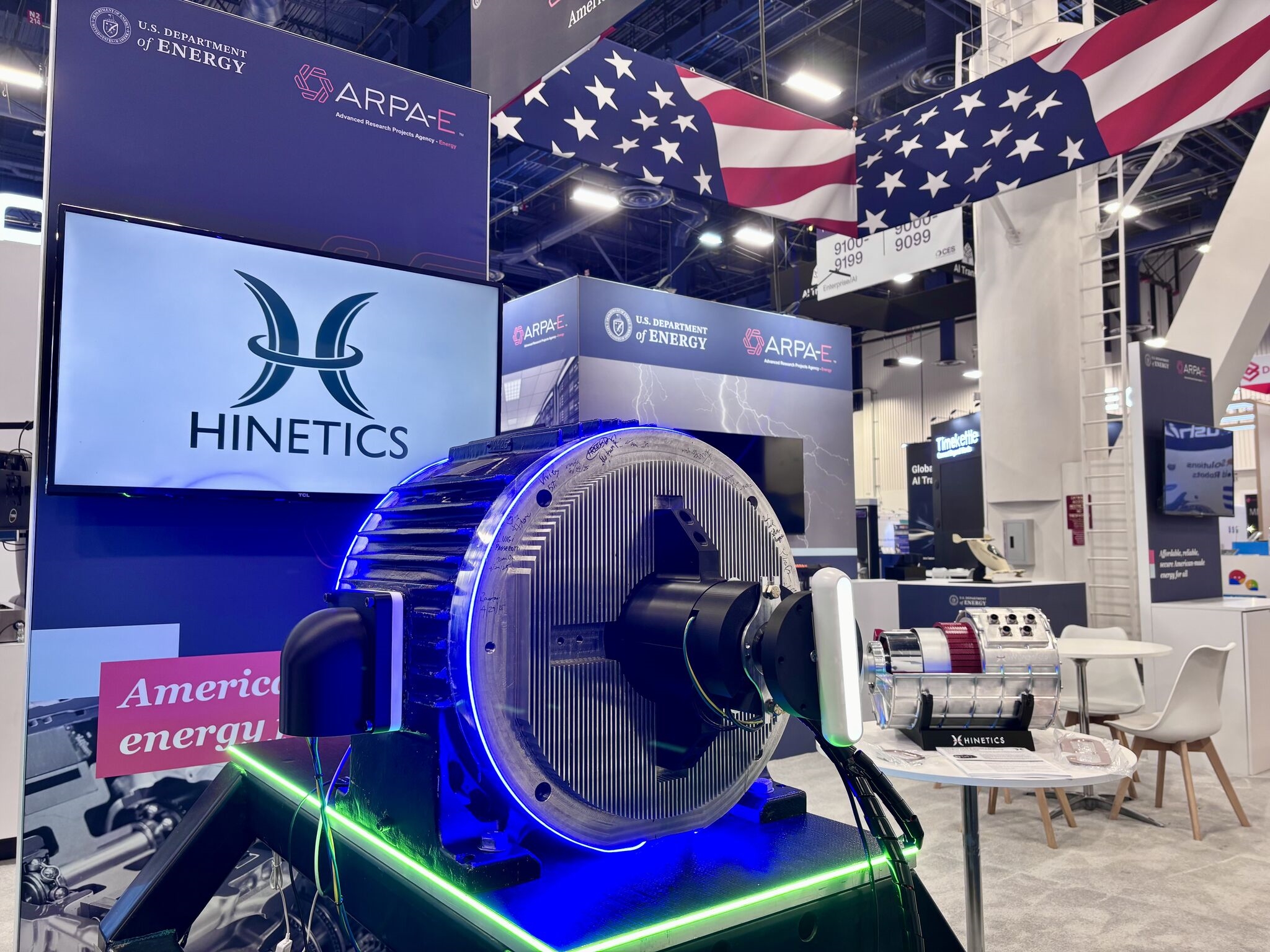 Hinetics: Современ суперпроводен мотор без криоген со индустриска трансформација