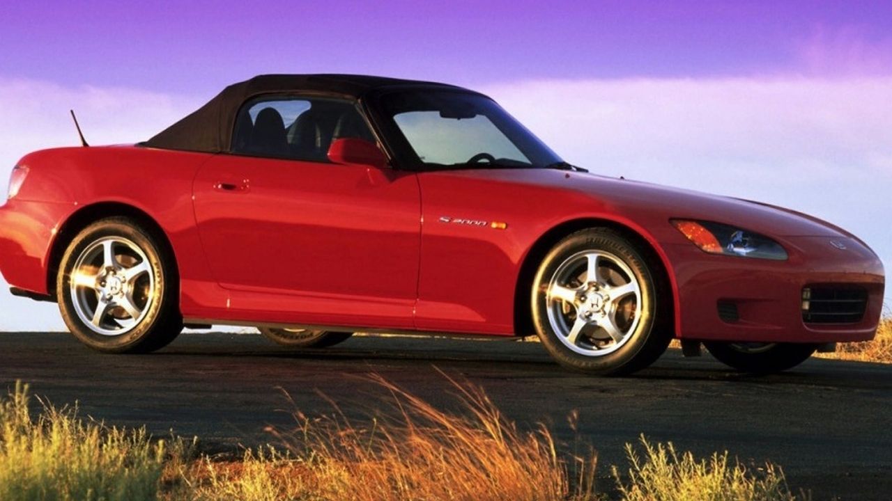 Реставрацијата на Honda S2000: изненадувања и предрасуди за 75. годишнина
