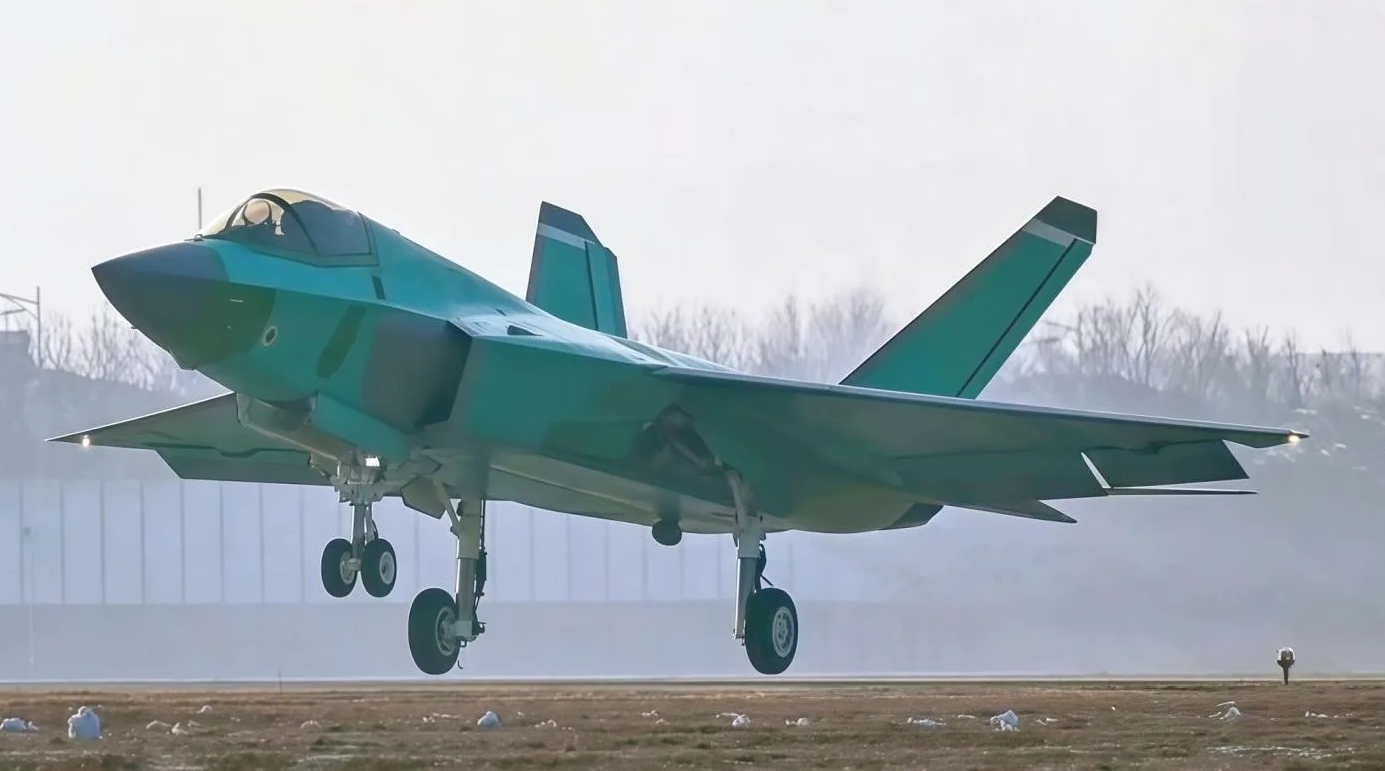 J-35: Готов за серијска производња, зголемување на летачката и производствената капацитет во морската транспортна индустрија