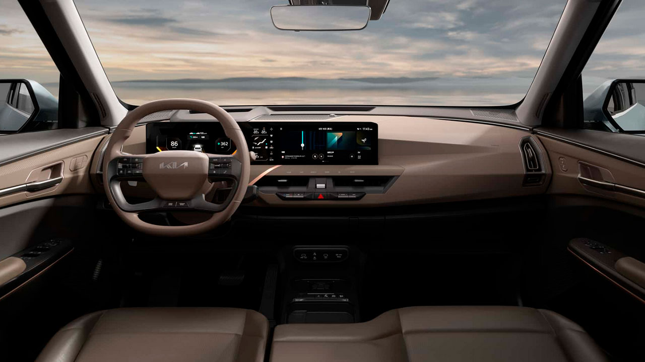 KIA EV5: Првите впечатоци во Кина и карактеристики на ентериерот на Новиот Електричен SUV