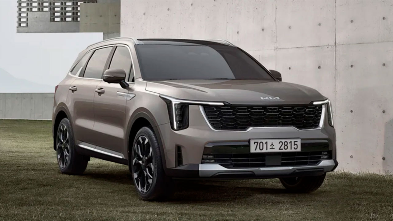 КИА Sorento обновен: елегантни предни линии, големи дигитални интериорни промени