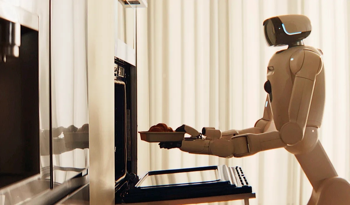 LG CLOiD: Центар за паметна контрола на домот и мултифункционален домашен робот претставен на CES 2026