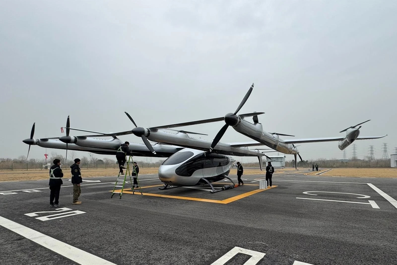 Matrix eVTOL: Комплетен лет од вертикално на хоризонтално и мултифункционални перформанси