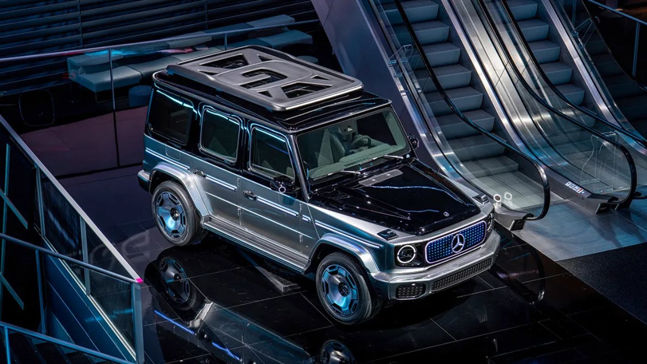 Mercedes-Benz Мерцедес-Бенц носи нова димензија во електричниот оф-роуд сегмент со малата G серија