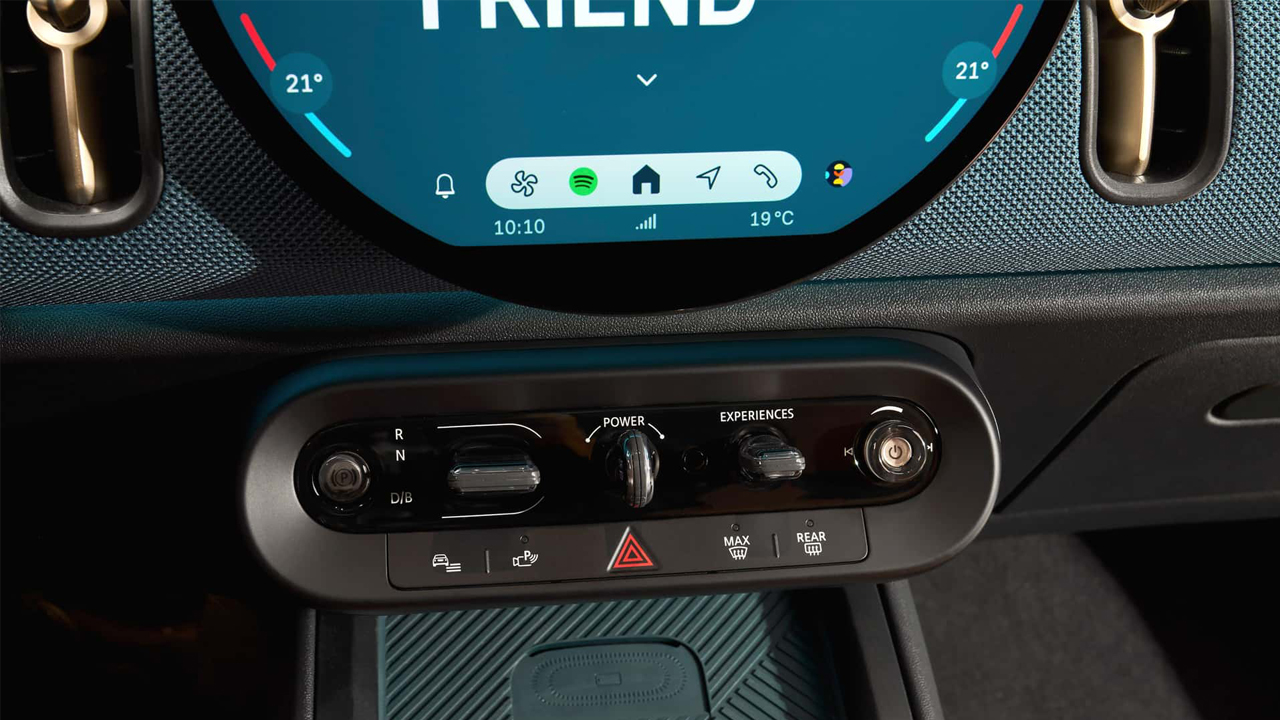 Mini CountryMan EV: Две тркала во џеб со голем домет и елегантен дизајн