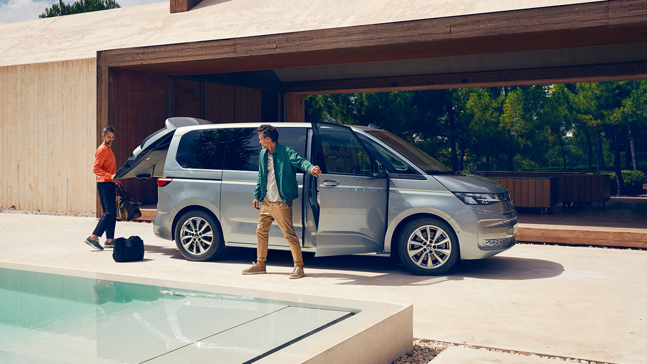 Нов Multivan: Предности на е-полначен хибрид и патување во Турција