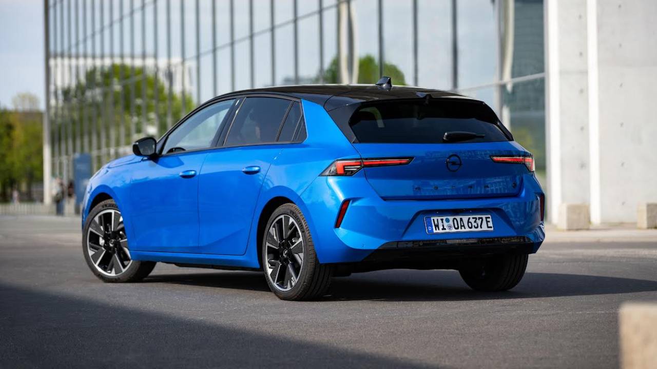 Opel Astra Elektrik: Цена, Карактеристики и Искуство во Вожње