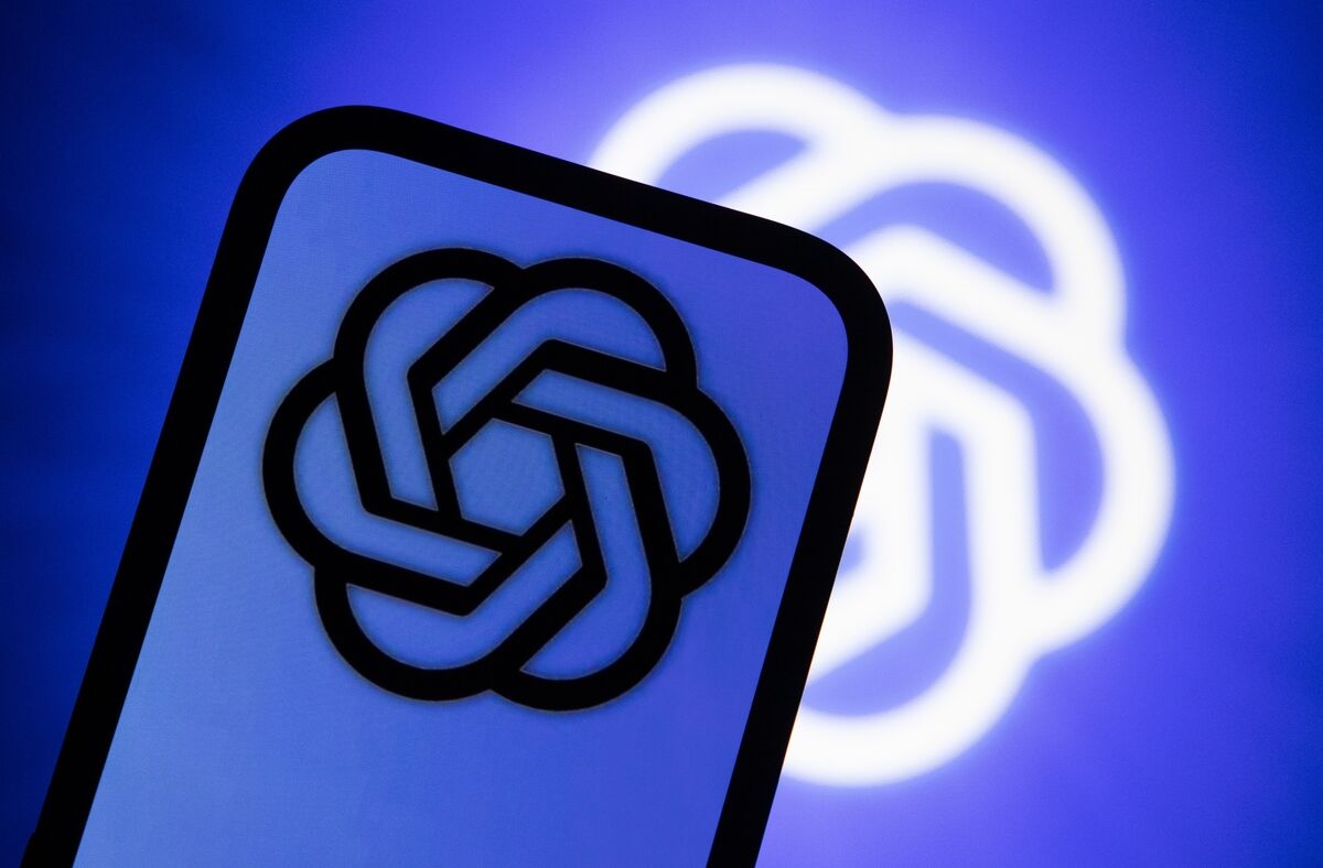 OpenAI Гонки во инвестиции: Amazon и големите играчи со цел од 100 милијарди долари, нова фаза на финансирање