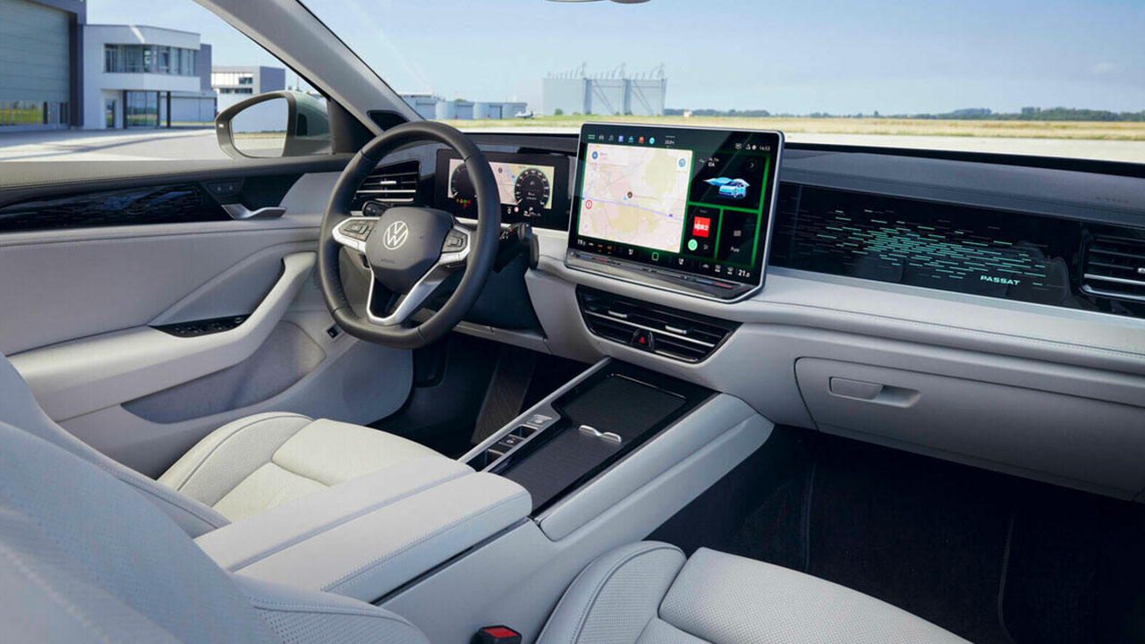 Passat-Нова Генерација - Последна Подготовка за седан: Поглед од страна на комбе