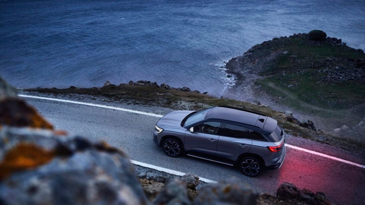 Цената и карактеристиките на Renault Austral во Турција: Единствениот полубрикетен избор и распределбата