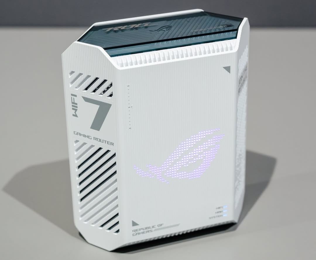 ROG Strix GS-BE7200: WiFi 7 со Играчки ориентиран двосојен рутер