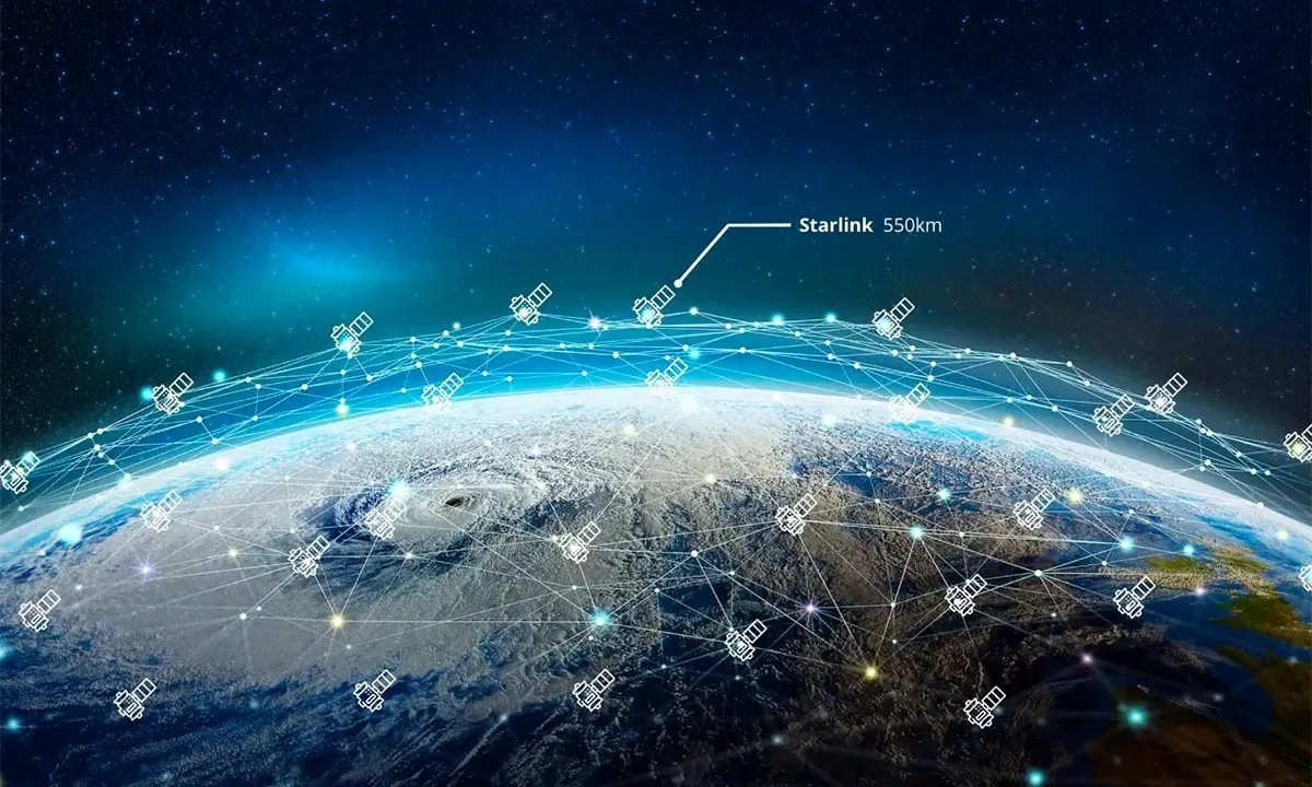 SpaceX и вселенски базирани дата центри: меѓугалактички планови и загрижености