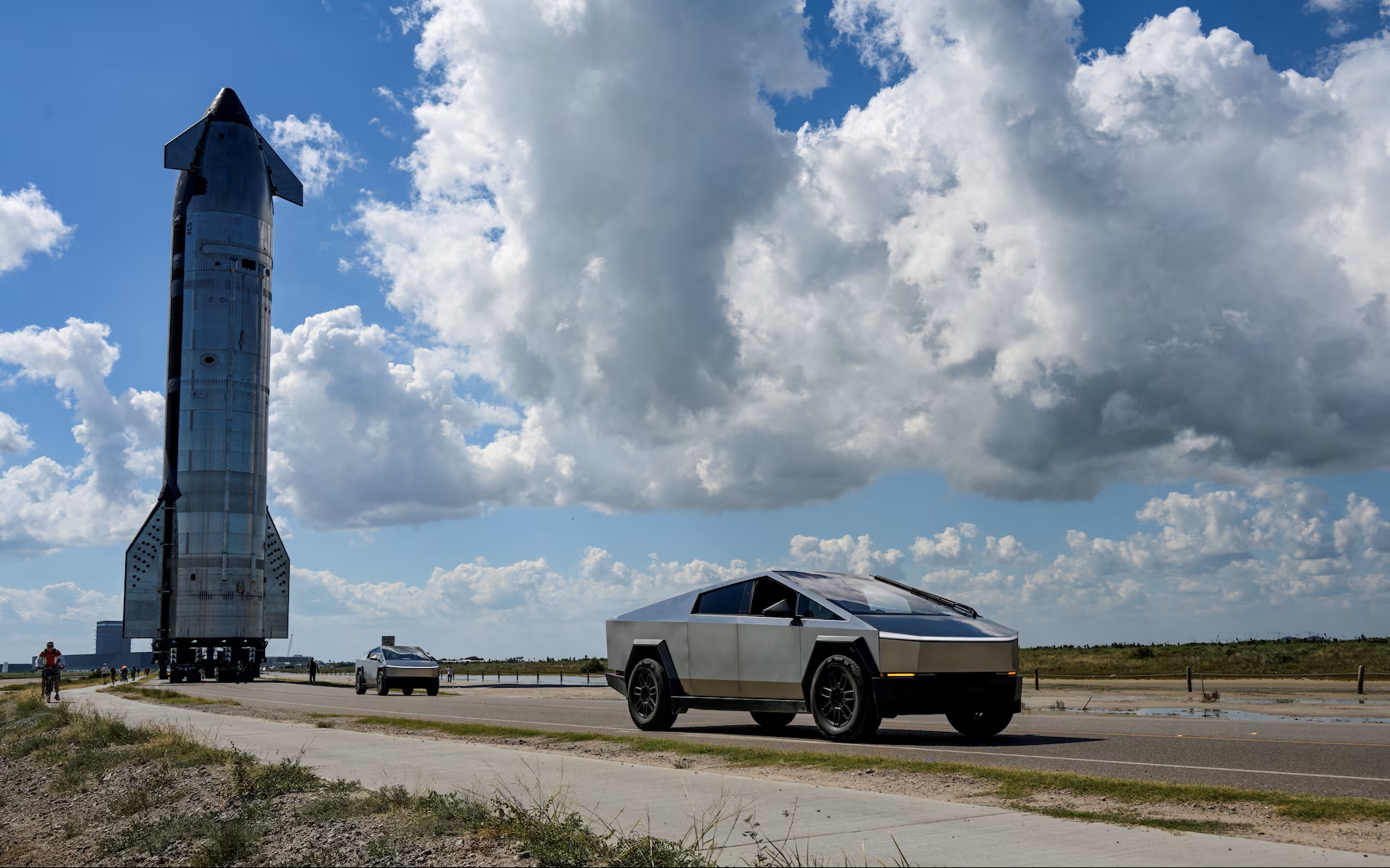 Разгледувања за спојување на SpaceX-xAI: Стратешки опции пред јавната понуда и ефекти врз индустријата