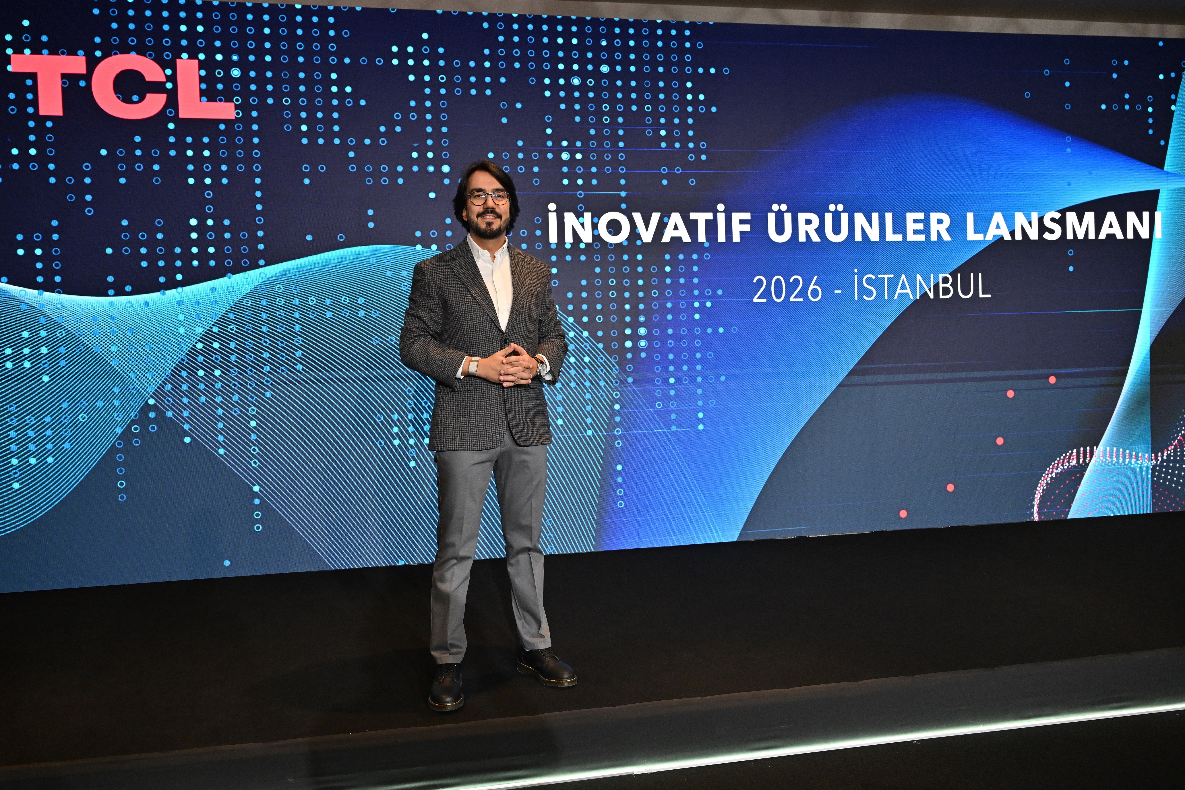 Во Турција TCL нуди преносливи проектори и паметен часовник за деца за нова eко-систем