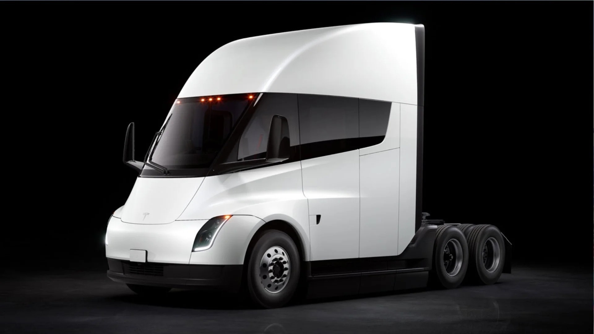 Tesla и Мусковата перспектива за 2025: Очекувањата и Реалноста со актуелните случувања