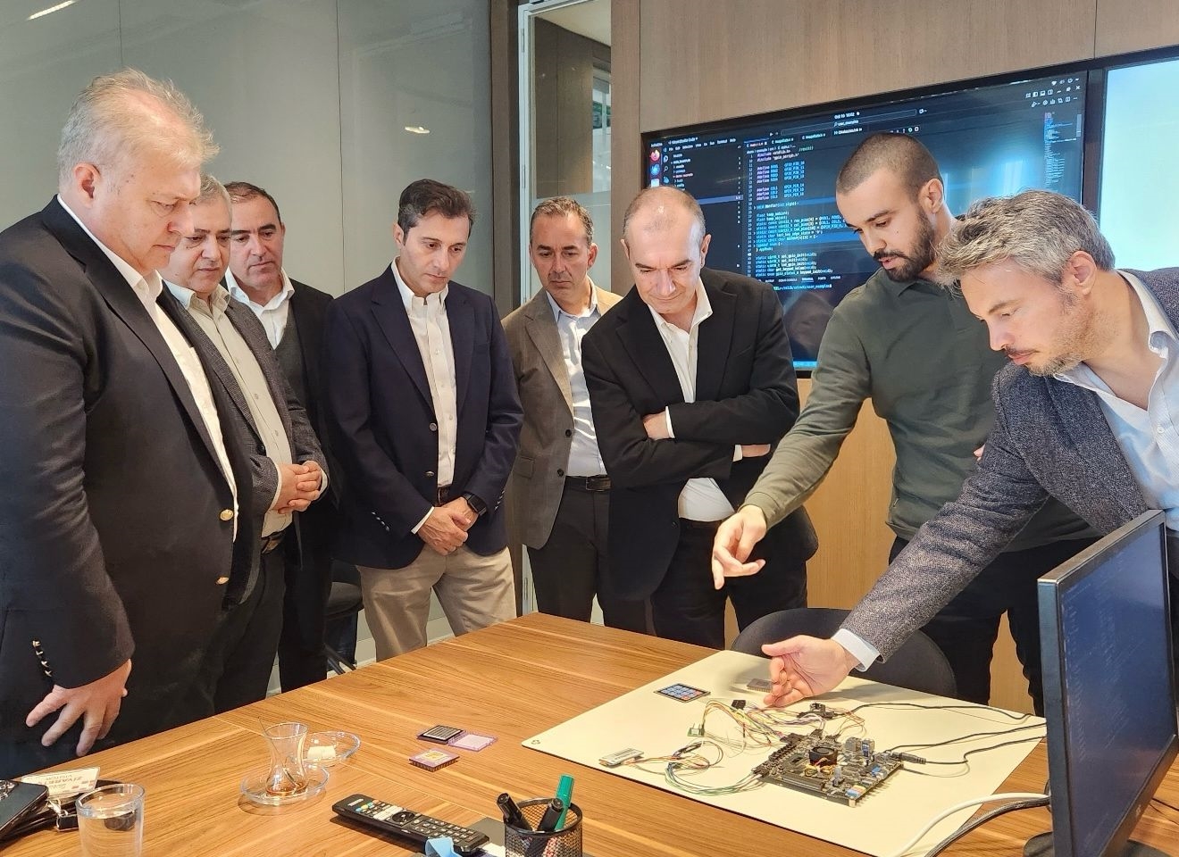 ТЕСТАШ и Челик: Турскиот пат кон полупроводниците со кршливост и стратегија