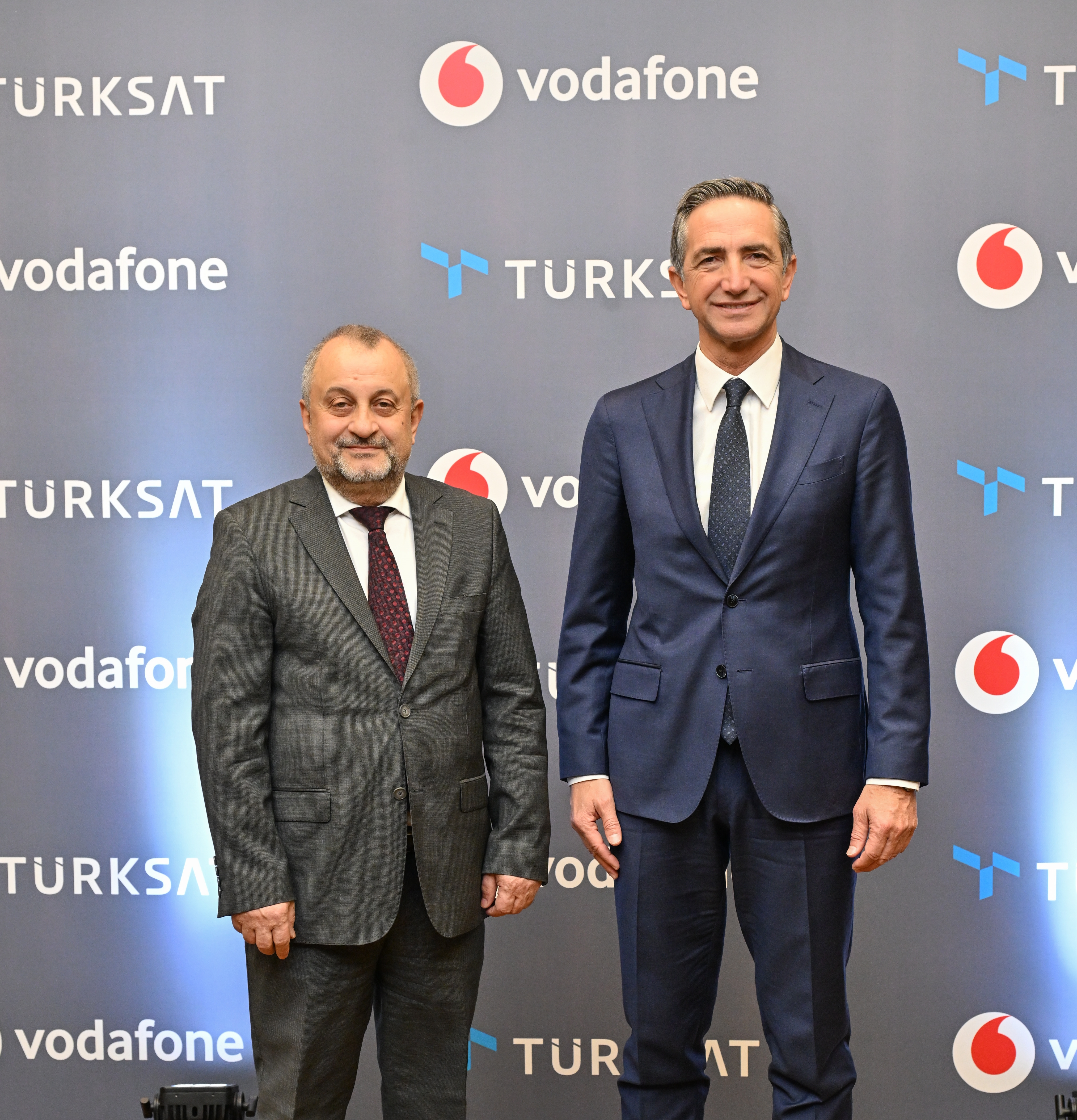 Моделот за заедничка инфраструктура на Turksat-Fiber со Vodafone официјално започна: уште 1,3 милиони домаќинства ќе се сретнат со fibre интернет