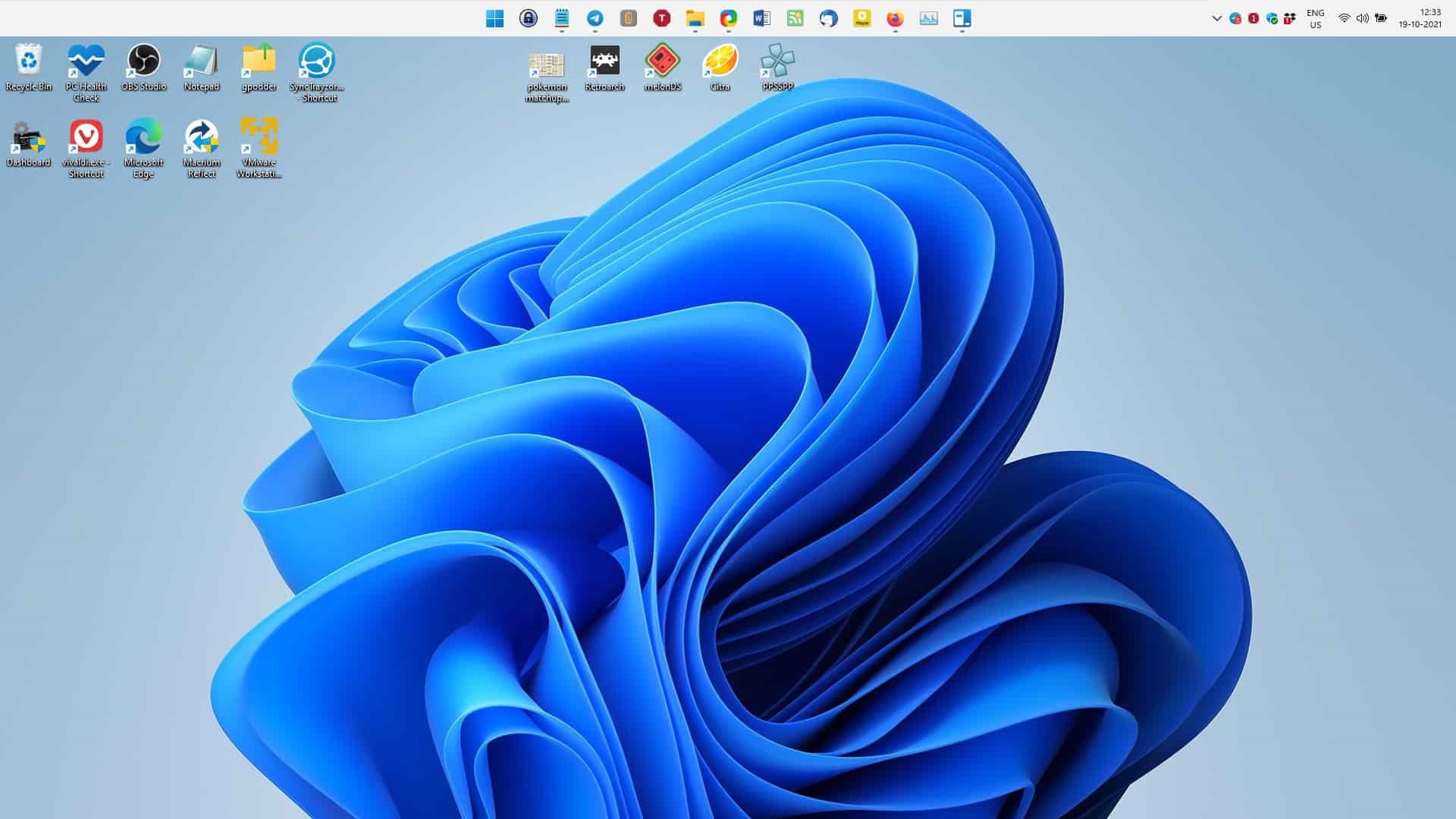 Враќање на опцијата за повторно поставување и големина за траката за задачи во Windows 11