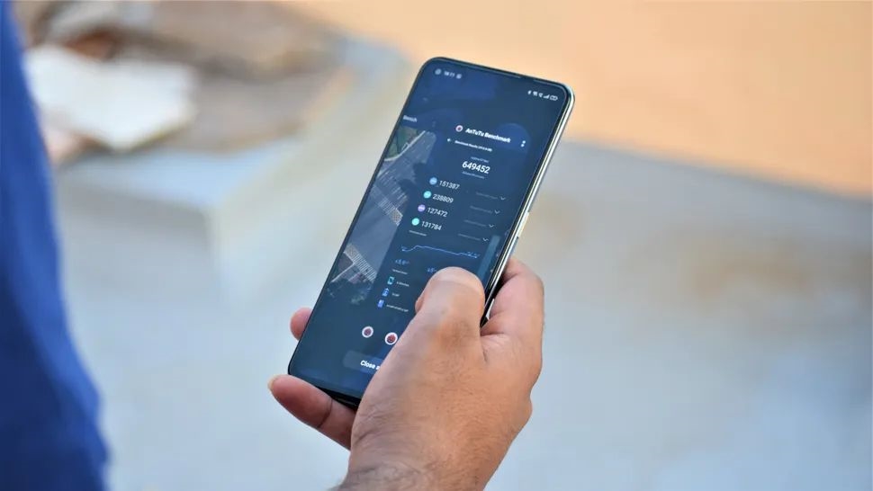 Кризни точки и RAM кризa за глобалниот пазар со паметни телефони во 2026 година