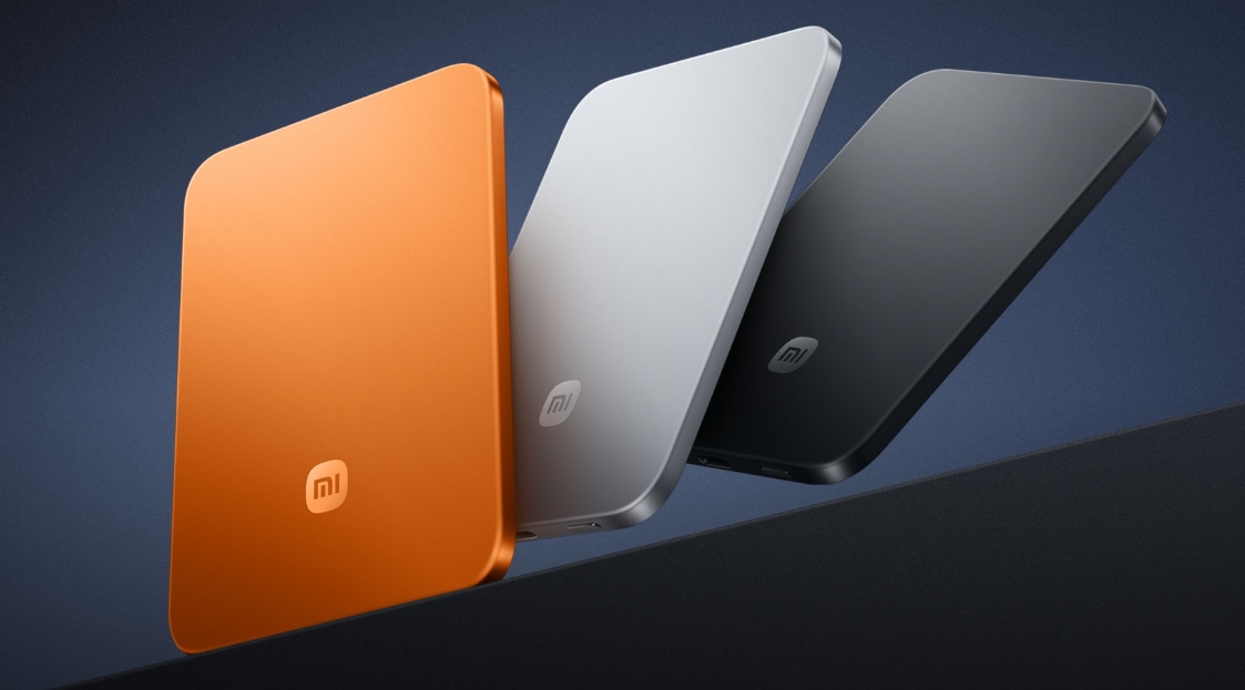 Xiaomi Tag и Ultra Thin Magnetic PowerBank 5000: Долготрајна, елегантна и прифатлива опција во Турција