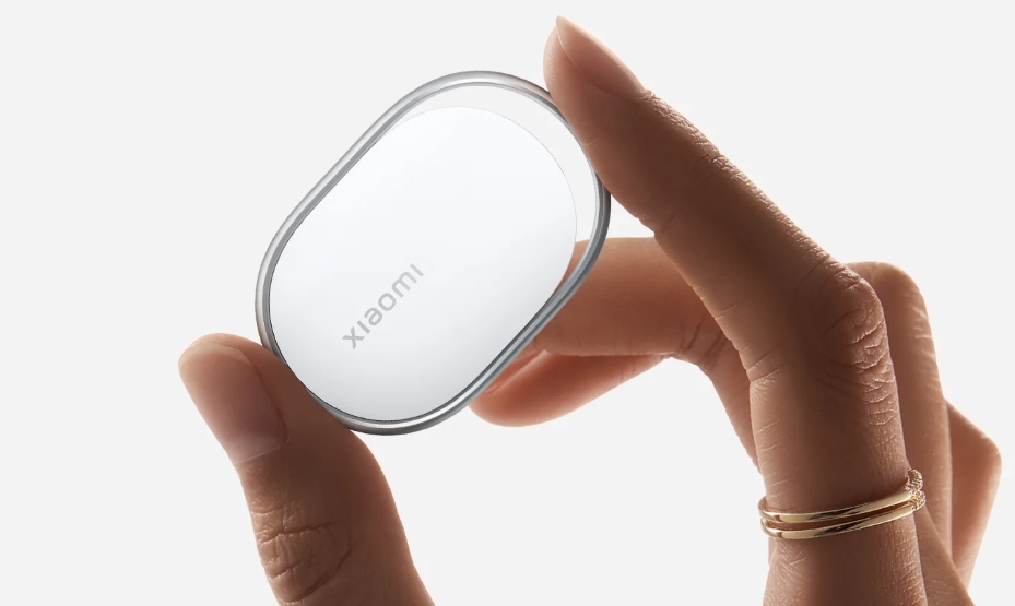 Xiaomi Tag και Ultra Thin Magnetic PowerBank 5000: Долготрајна, елегантна и прифатлива опција во Турција